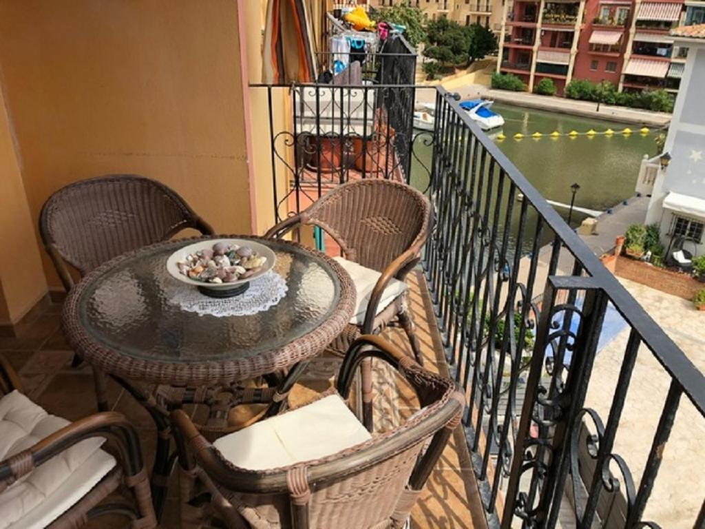Valencia, Ideally Located 3Bed-2Bath Apart.Few Mints Walk From Beach,Pool,Shop. Порт-Саплая Екстер'єр фото